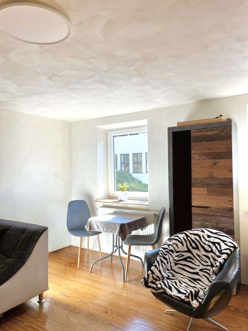 Immobilie in Aldingen - Stilvolles Reihenendhaus mit drei separaten Wohneinheiten - Bild 11