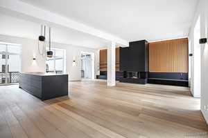 Raum.Stil.Rückzug. Loftartige Designwohnung, 2 Balkone , TG & grünem Innenhof im Glockenbachviertel! – München – Vorschaubild 1