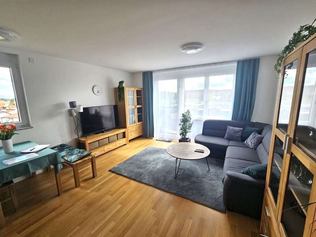 Immobilie in Syrgenstein - *Modern und energetisch top* Sonnige 3-Z.-Whg., Garage und Balkon mit Weitblick in Staufen  - Bild 4