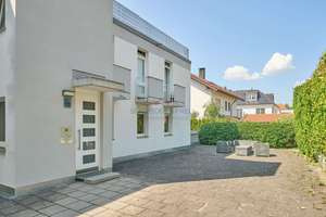 Einfach einziehen – charmante EG-Wohnung mit Terrasse und Garten in Bogenhausen