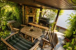 Charmantes Einfamilienhaus mit großzügigem Garten und Dachterrasse – Die vollständige Adresse der Immobilie erhältst du vom Anbieter., 93057 Konradsiedlung-Wutzlhofen, Regensburg – Vorschaubild 4
