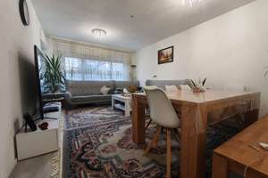 4-Familienhaus mit 2 Garagen und Garten – Die vollständige Adresse der Immobilie erhältst du vom Anbieter., 70195 Botnang-Ost, Stuttgart – Vorschaubild 16