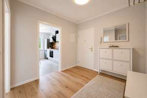 Erstbezug nach Sanierung* 2-RW* 2.OG* Balkon* moderne Möblierung* EBK* Bad m. Dusche* zentral* – Bodenbacher Straße 98b, 1277 Seidnitz/Dobritz, Dresden – Vorschaubild 17