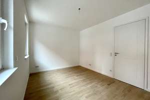 3-Zimmer-Wohnung mit gehobener Ausstattung in Schwabing – Siegesstr. 23, 80802 Schwabing-Ost, München – Vorschaubild 2