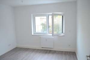 Mehrparteienhaus mit weiterem Entwicklungspotenzial – Die vollständige Adresse der Immobilie erhältst du vom Anbieter., 51107 Rath/Heumar, Köln – Vorschaubild 4