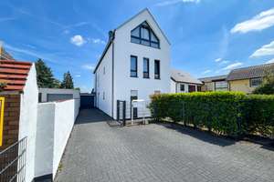 Modernes Zweifamilienhaus mit stilvoller Architektur und vielseitigen Nutzungsmöglichkeiten – Die vollständige Adresse der Immobilie erhältst du vom Anbieter., 53229 Hoholz, Bonn – Vorschaubild 2