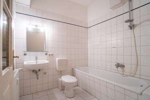 Bezugsfreie Altbauwohnung in Bestlage von Prenzlauer Berg – Die vollständige Adresse der Immobilie erhältst du vom Anbieter., 10435 Prenzlauer Berg, Berlin – Vorschaubild 7