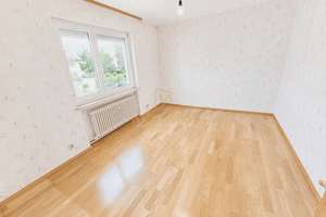 Reihenendhaus mit Terrasse, Balkon und viel Potential auf tollem Grundstück in ruhiger Lage – 61187 Schöneck – Vorschaubild 9