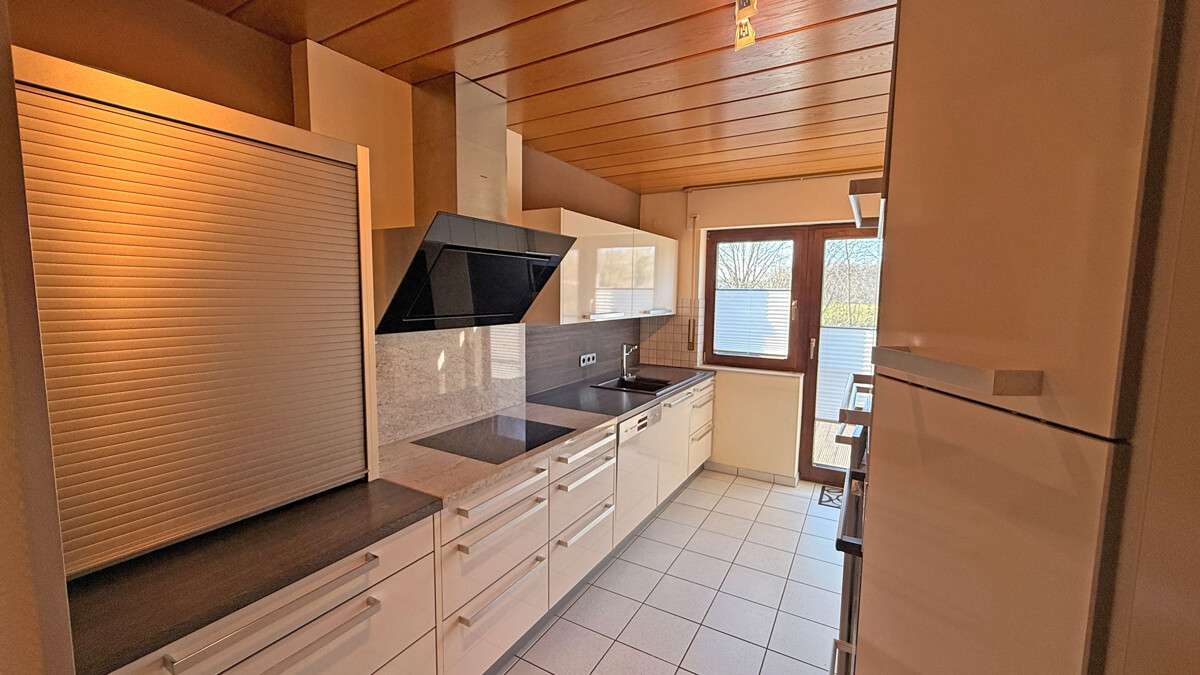 Immobilie in Dinslaken - Großzügige Maisonette-Eigentumswohnung mit Garage auf einem Erbpachtgrundstück in Dinslakener Bruch - Bild 9