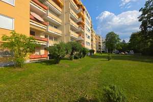 Einziehen und wohlfühlen: helle 3-Zimmer Wohnung mit zwei Balkonen - frisch renoviert! – Die vollständige Adresse der Immobilie erhältst du vom Anbieter., 81737 Neuperlach, München – Vorschaubild 10