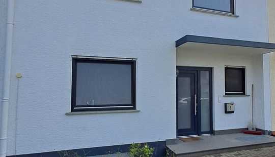 Bild von Großzügiges, sonniges Reihenmittelhaus mit viel Potenzial, zentral gelegen im Rodgau!