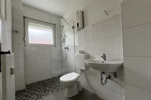 Ihr neues Zuhause: Renovierte 2-Zimmer-Wohnung! – Arenbergstr. 66, 45329 Essen – Vorschaubild 5