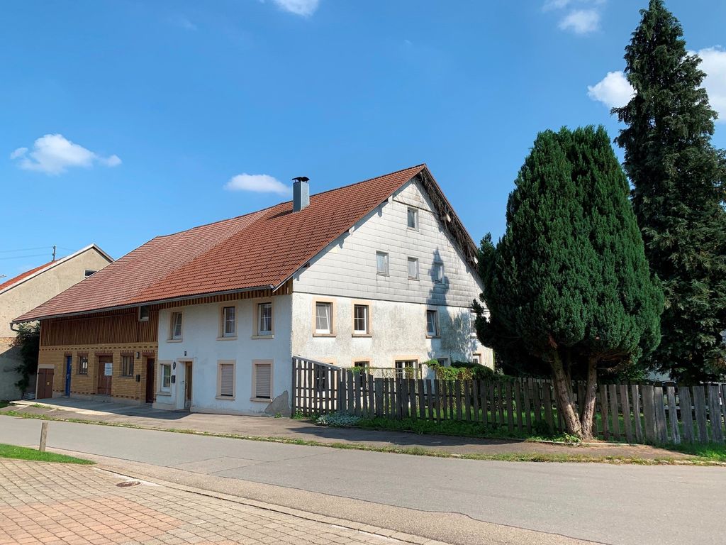 Sanierungsbedürftiges Bauernhaus in der Nähe von Leutkirch