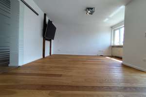 2-Zimmer-Dachgeschosswohnung mit Einbauküche Top Stadtlage in Bayreuth – Die vollständige Adresse der Immobilie erhältst du vom Anbieter., 95448 Hammerstatt/St. Georgen, Bayreuth – Vorschaubild 3