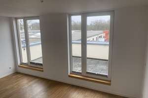 3 Zimmer Maisonette Wohnung mit Balkon, Dachterrasse und Fußbodenheizung – Poppenbütteler Berg 136, 22399 Poppenbüttel, Hamburg – Vorschaubild 18