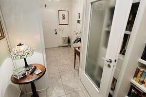 Bestlage City-Ost: Belle-Etage in der "Beethovenstraße" mit 2 Terrassen, 2 PKW-Plätzen, Aufzug & EBK – Beethovenstr. 12, 65189 Südost, Wiesbaden – Vorschaubild 8