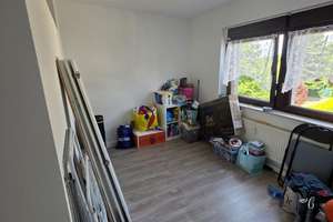 Attraktive renovierte 4,5-Zimmer-Wohnung in BO-Wattenscheid – Sommerdellenstr. 61, 44866 Wattenscheid-Mitte, Bochum – Vorschaubild 21