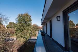 Helles Vollmöbliertes Penthouse Apartment in Neubau (3 Zimmer/121qm+Parking+Gym-Room) [ENG+DE+ESP] – Weinbergerstraße 61, 81241 Pasing, München – Vorschaubild 34