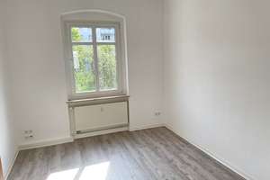 Kompakte 4-Zimmer-Wohnung mit Balkon – 39108 Stadtfeld Ost, Magdeburg – Vorschaubild 8