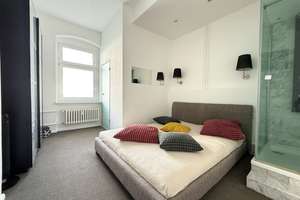 Bezugsfreie, möblierte und frisch renovierte 2 Zimmer Altbau-Wohnung mit Balkon - am Ku´Damm – Die vollständige Adresse der Immobilie erhältst du vom Anbieter., 10711 Halensee, Berlin – Vorschaubild 21