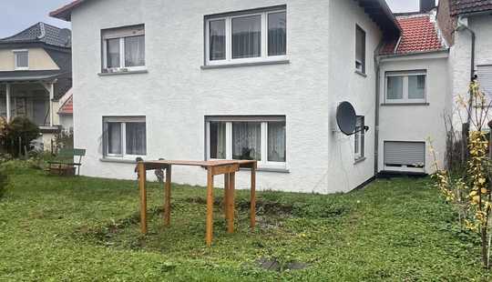 Bild von Zweifamilienhaus in Ober-Wöllstadt - Wohnen mit Weitblick