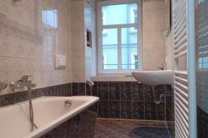 Property thumbnail 9