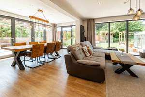 Exklusives Einfamilienhaus mit Studio, Sauna und traumhaftem Garten – Die vollständige Adresse der Immobilie erhältst du vom Anbieter., 26605 Aurich – Vorschaubild 5