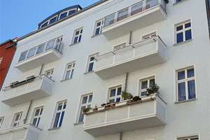 1A Lage im beliebtesten Szenenviertel Berlins - attraktive Anlage mit viel Potenzial – Mainzer Strasse 21, 10247 Friedrichshain, Berlin – Vorschaubild 1