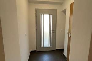 Liebevoll komplett neu renoviertes Reihenendhaus mit 4 Zimmern  u. drei Kellerräumenin Reutlingen – Jungholzweg 43, 72770 Ohmenhausen, Reutlingen – Vorschaubild 4