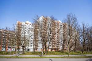 Renovierte 3,5-Zimmer-Wohnung mit Alpenblick – Die vollständige Adresse der Immobilie erhältst du vom Anbieter., 81737 Neuperlach, München – Vorschaubild 2
