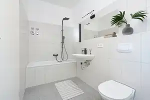 Aufgeteiltes Apartmenthaus! 24 Wohnungen, ideal für möblierte Vermietung! Leerstand 14 Wohnungen! – München – Vorschaubild 7