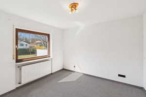 Haus mit viel Platz zum Wohnen in Wiblingen - mit Einliegerwohnung – Leutkircher Straße 31, 89079 Ulm – Vorschaubild 4