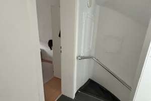 Familienfreundliches Reihenmittelhaus in Senden – renoviert, mit Garten, Balkon & Kachelofen – Die vollständige Adresse der Immobilie erhältst du vom Anbieter., 89250 Senden – Vorschaubild 9