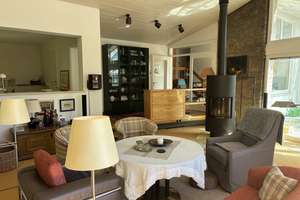 Ein großzügiges Anwesen mit Wohlfühlcharakter! Einliegerwohnung und tolle Architektur inklusive – Die vollständige Adresse der Immobilie erhältst du vom Anbieter., 78073 Bad Dürrheim – Vorschaubild 6