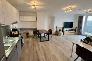 Moderne City-Wohnung mit Penthouse-Charakter und Balkon mit Herkulesblick! – Nahlstr. 2, 34117 Mitte, Kassel – Vorschaubild 2