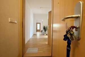 Barrierearme 3-Raumwohnung mit eigener rollstuhlgerechter Auffahrrampe – Friedrich-Hähnel-Straße 2, 9120 Chemnitz – Vorschaubild 2