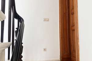 Bestlage Charlottenburg nahe Savignyplatz:Ruhige Altbauwohnung im Seitenflügel – Die vollständige Adresse der Immobilie erhältst du vom Anbieter., 10623 Charlottenburg, Berlin – Vorschaubild 11