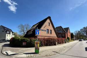 Exklusives Architektenhaus unter Reet – Die vollständige Adresse der Immobilie erhältst du vom Anbieter., 22559 Rissen, Hamburg – Vorschaubild 2