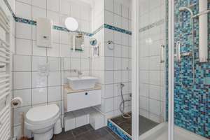 Lieblingsplatz im Auenviertel: Charmante 2-Zimmer-Wohnung mit sonniger Loggia – Die vollständige Adresse der Immobilie erhältst du vom Anbieter., 50996 Rodenkirchen (Ortsteil), Köln – Vorschaubild 5