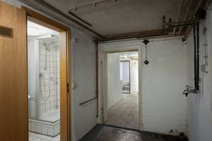 Viel Platz für Ihre Ideen – Reihenmittelhaus mit Entwicklungspotenzial am Ulmer Eselsberg – Die vollständige Adresse der Immobilie erhältst du vom Anbieter., 89081 Eselsberg, Ulm – Vorschaubild 21