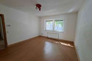 Wohnen oder vermieten: renovierte 3 Zimmer-Wohnung in Düsseldorf-Eller, neue Küche, neue Heizung  – 40231 Eller, Düsseldorf – Vorschaubild 2