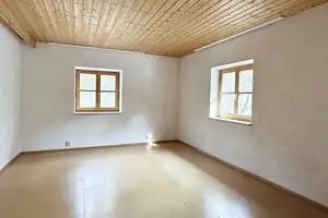 Viel Platz und viel mehr Optionen!
Charmantes Zweifamilienhaus am beliebten Hofberg nahe dem Zentru – Landshut – Vorschaubild 7