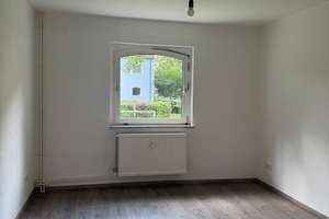 Familientraum im Erdgeschoss - 4-Zimmer-Wohnung in ruhiger Lage – Finkenherd 11, 38229 Hallendorf, Salzgitter – Vorschaubild 2