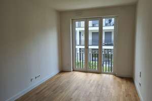 Hochwertige 2-Zimmer-Wohnung mit Balkon und Einbaukuche