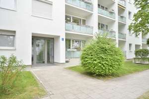 ProEigentum: Citynah wohnen: Stilvolle 3-Zi.-Wohnung mit zwei Loggien in München-Neuhausen