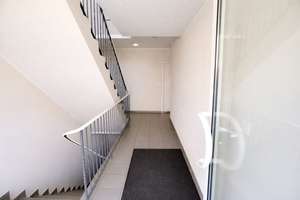 Großzügige 2-Zimmer-Wohnung mit Südbalkon, Stellplatz & Kellerabteil – Die vollständige Adresse der Immobilie erhältst du vom Anbieter., 39118 Lemsdorf, Magdeburg – Vorschaubild 3