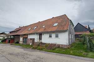 Großes Grundstück mit Altbestand in ruhiger Lage als Bauplatz oder Handwerkerhaus für Selbermacher – Calw (Kreis) – Vorschaubild 1