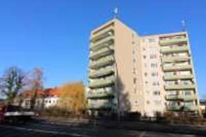 Modernisierte 3-4 Zimmer Wohnung mit Balkon und Einbauküche in Salzgitter-Lebenstedt – Die vollständige Adresse der Immobilie erhältst du vom Anbieter., 38226 Lebenstedt, Salzgitter – Vorschaubild 1