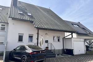 !!! Neuer PREIS !!! Ideal für eine Großfamilie - Wunderschöne Doppelhaushälfte mit Einliegerwohnung – Die vollständige Adresse der Immobilie erhältst du vom Anbieter., 67374 Hanhofen – Vorschaubild 1