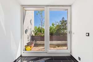 Große 3 ZKB Terrassenwohnung in exklusiver Park- u. Wellness-Wohnanlage – Die vollständige Adresse der Immobilie erhältst du vom Anbieter., 85049 Friedrichshofen-Hollerstauden, Ingolstadt – Vorschaubild 8